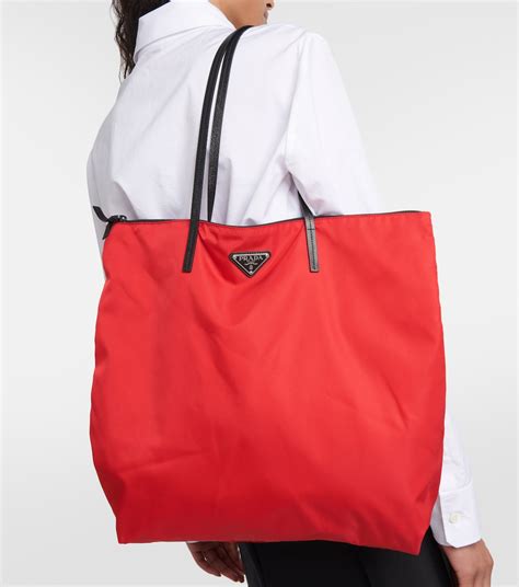 free prada tote